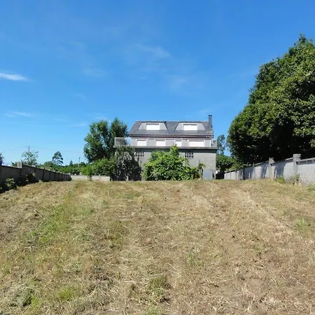 Casa Emiliano Holiday home Cee